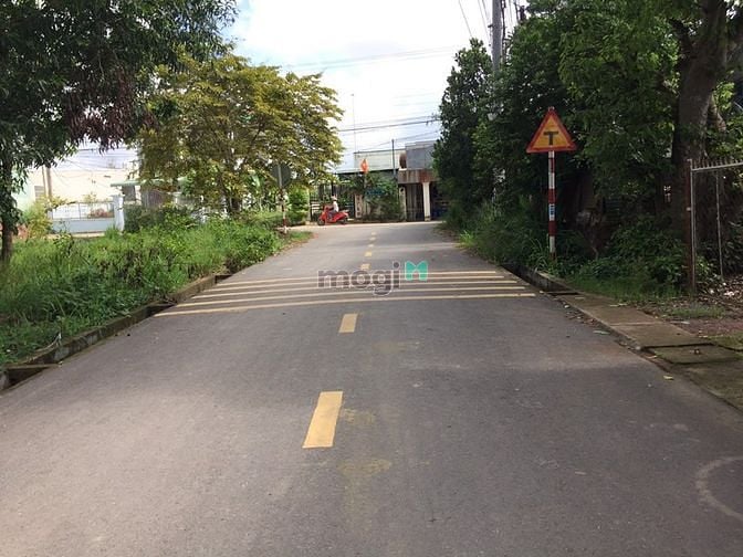 Hình ảnh Bán gấp 360m2 sẵn 100m thổ cư, mt đường nhựa 8m.