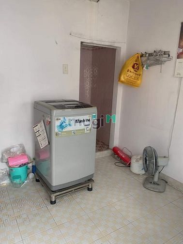 Hình ảnh Bán nhà phường 5 quận Tân Bình 4 tầng 2.4 tỷ.