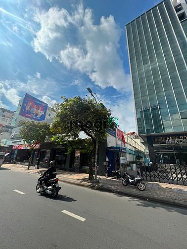 Hình ảnh Mặt tiền đường Cộng Hoà, Tân Bình - 1200m2 - 350ty