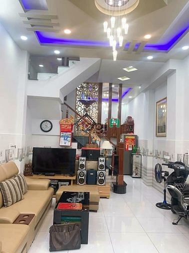 Hình ảnh nhà 2 lầu 32m2 Lê Trọng Tấn hẻm ô tô SHR