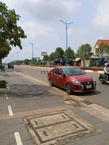 Hình ảnh Kẹt tiền cần bán lô đất ngay sau cây xăng 32, giá rẻ nhất thi trường