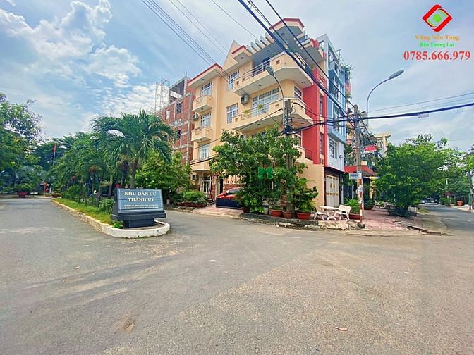 Hình ảnh GIẢM SÂU 1 TỶ bán gấp lô đất ngay đường 17, Phạm Văn Đồng. DT 142m2