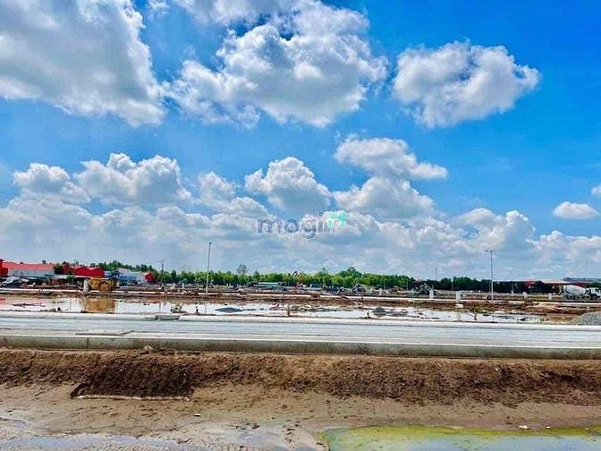 Hình ảnh Đất Nền full Thổ cư đã có sổ Hồng ngay TP Tân An
