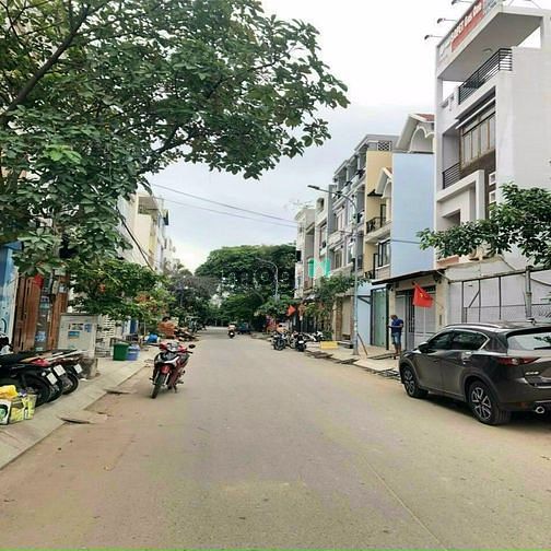 Hình ảnh Bán Lô Đất Nền KDC Eco Green Sài Gòn Tân Thuận Tây Quận 7