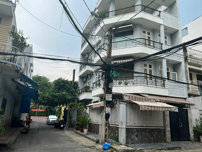 Hình ảnh MTNB LÊ ĐẠI HÀNH , 7.4 x 12m , cặp góc