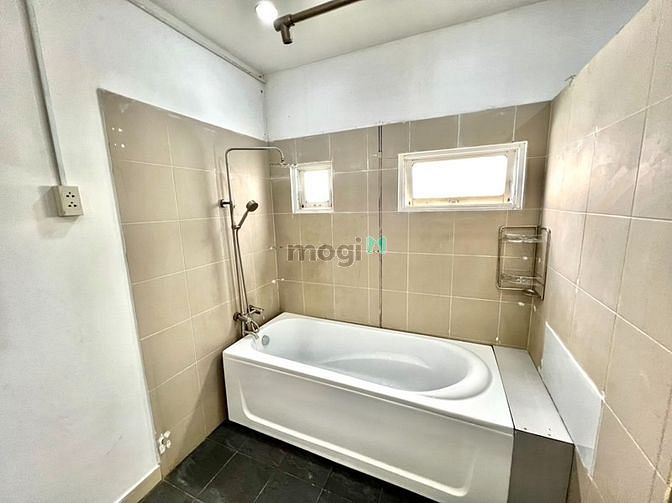 Hình ảnh Căn Penthouse full nội thất giá siêu rẻ Q1