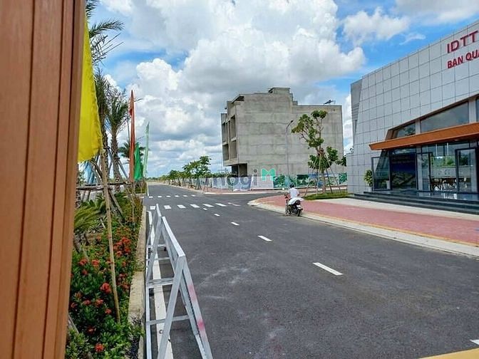 Hình ảnh Bán 5 lô đất nền Thủ Thừa giá tốt. Sổ Hồng Riêng công chứng ngay.