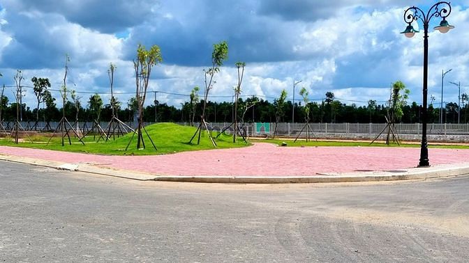 Hình ảnh Bán 5 lô đất nền Thủ Thừa giá tốt. Sổ Hồng Riêng công chứng ngay.