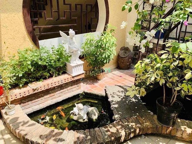 Hình ảnh Cho Thuê Biệt Thự Cổ Sân Vườn Đường Cao Thắng Quận 3 - 5 Tầng