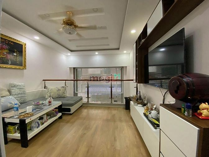 Hình ảnh Bán nhà Quận 10 giá rẻ, hẻm xe hơi