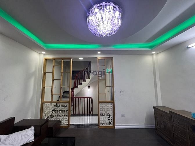 Hình ảnh Bán nhà view sông,Ngọc Hồi ,5 tầng, 30m,oto tránh,vỉa hè rộng, 4.3 tỷ