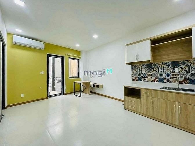 Hình ảnh C.hộ dịch vụ_2PN_Bình Thạnh_FULL NT_ban công_cửa sổ lớn