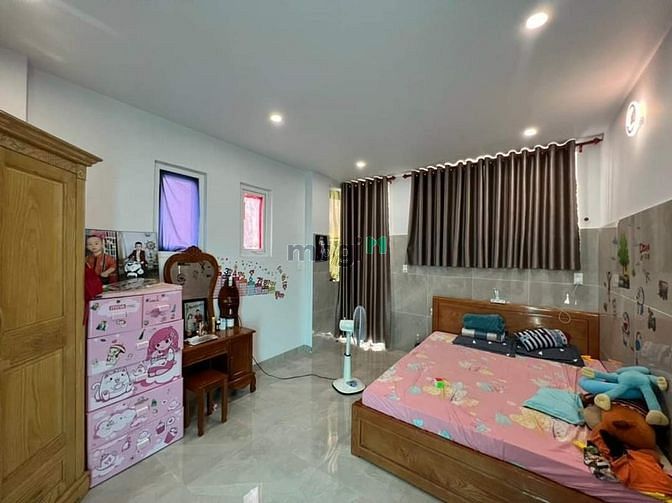 Hình ảnh Ngay chợ thủ đức Hồ Văn Tư 90m2,ngang 5,HXH đổ