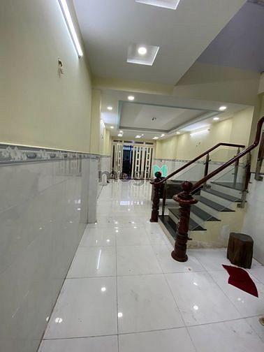 Hình ảnh Cho thuê nhà mặt tiền 160B Phạm Văn Hai, Phường 5,Tân Bình