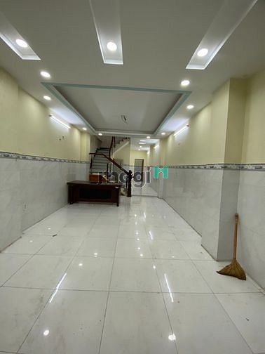 Hình ảnh Cho thuê nhà mặt tiền 160B Phạm Văn Hai, Phường 5,Tân Bình