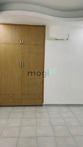 Hình ảnh Cho Thuê Nhà Nguyên Căn Hẻm Gần Siêu Thị Lotte Mart