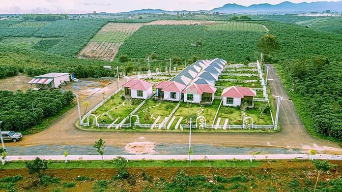 Hình ảnh Đất Thổ Cư Bảo Lộc. DT: 1000m2 Giá 2,6 tỷ. Đường 8M