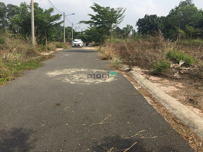 Hình ảnh Bán gấp lô đất full thổ cư sát bên quốc lộ 1A