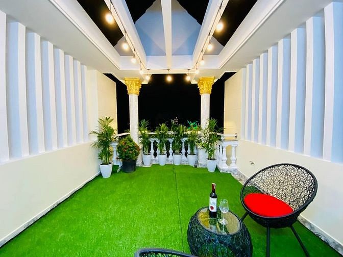 Hình ảnh Bán nhà HXT đường Hoàng Hoa Thám, 5 x 11, 4 lầu giá 6.9 tỷ tl