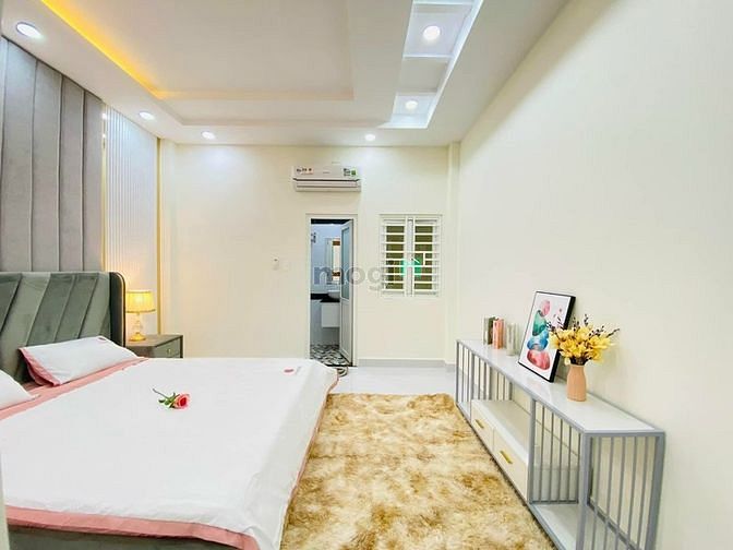 Hình ảnh Bán nhà HXT đường Hoàng Hoa Thám, 5 x 11, 4 lầu giá 6.9 tỷ tl