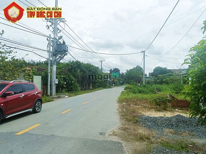 Hình ảnh Bán đất đường Cây Gõ - 1401m2 - 36x40 - 300m2 thổ cư - xã An Nhơn Tây