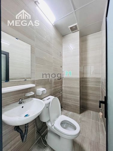 Hình ảnh Mb6623 nạp rút nhanh chóng studio thoáng mát quận 8