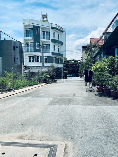 Hình ảnh Bán đất hẻm xe hơi đường số 6 .P long trường .Q9