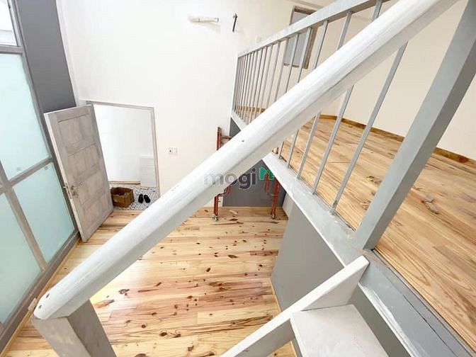 Hình ảnh Duplex có ban công máy giặt riêng ngay sau the vista An Phú Q2