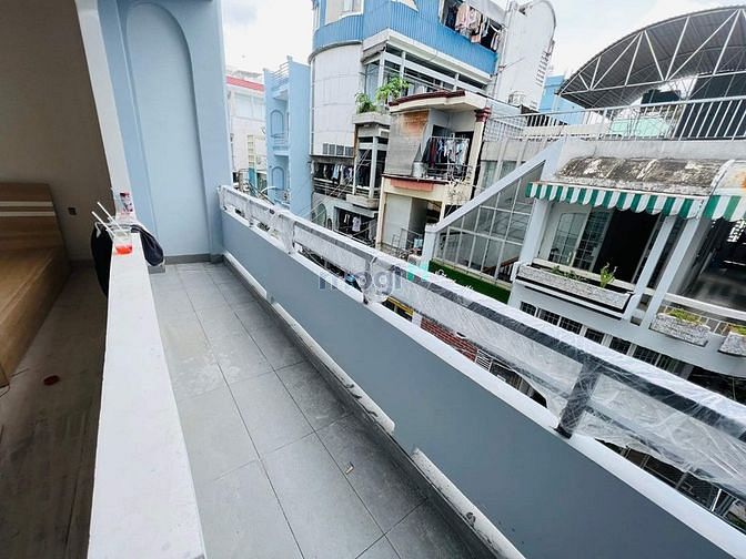 Hình ảnh HOT DỰ ÁN MỚI QUẬN 10 đường 3/2 ban công, cửa sổ full nội thất