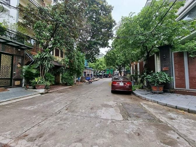 Hình ảnh Siêu Hiếm 30m đất Mễ Trì Ngõ thông chỉ hơn 2.5 tỷ