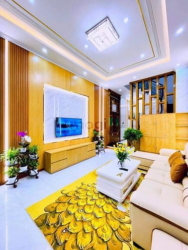 Hình ảnh Nhà bán gấp wincom lê văn việt 65m2 hxh thông tứ tung,thủ đức,shr .