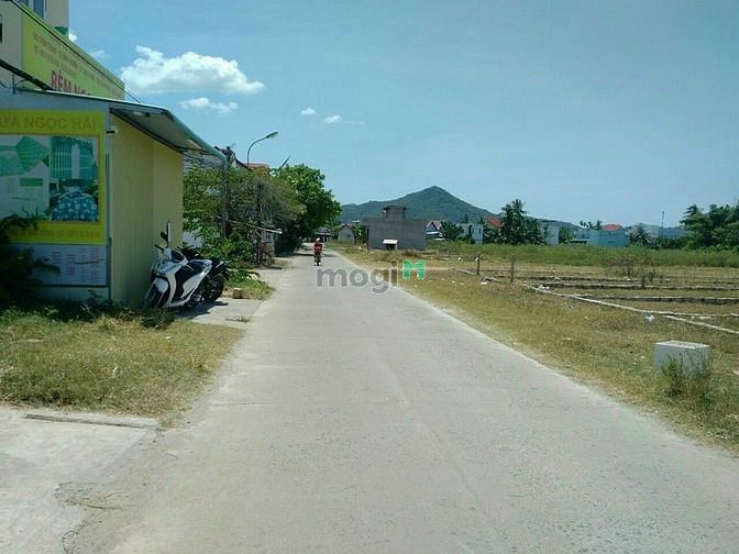 Hình ảnh Bán Đất Thổ Cư Mặt Tiền Tại THÔN TRUNG- VĨNH PHƯƠNG-NT