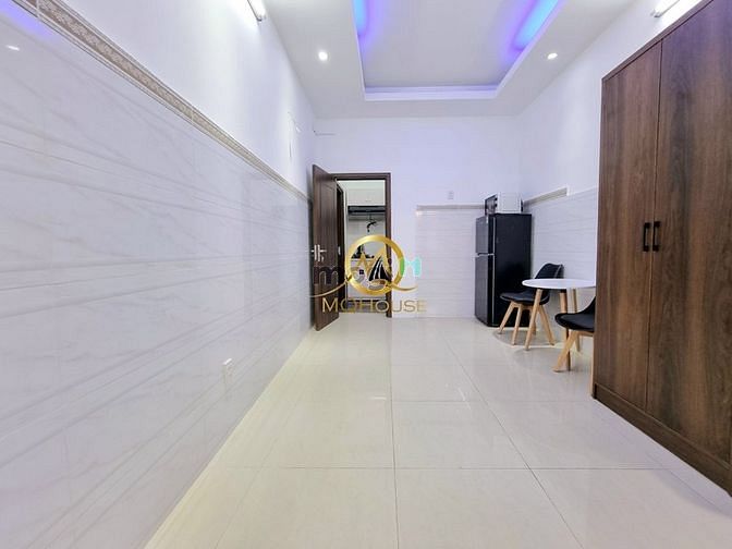 Hình ảnh Phòng dt 35m2, trang bị đầy đủ tiện ích, giáp Q1, Q3,...