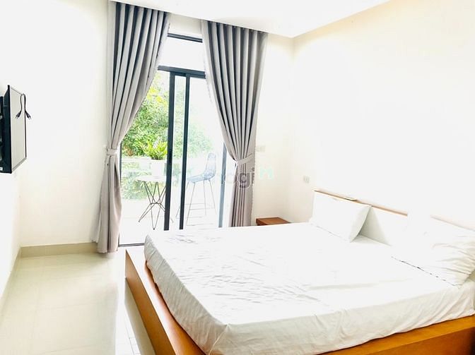 Hình ảnh Nam Việt Á - Cho thuê nhà 3 tầng 3PN sân vườn hồ bơi