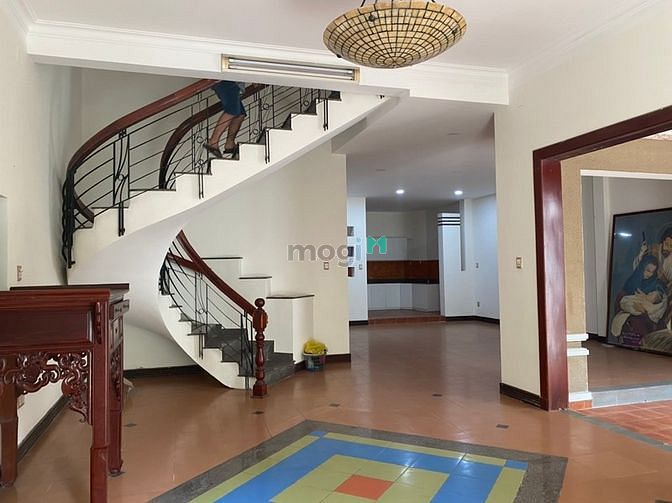 Hình ảnh Siêu phẩm biệt thự 9x20(153m2) Lạc Long Quân, Q 11