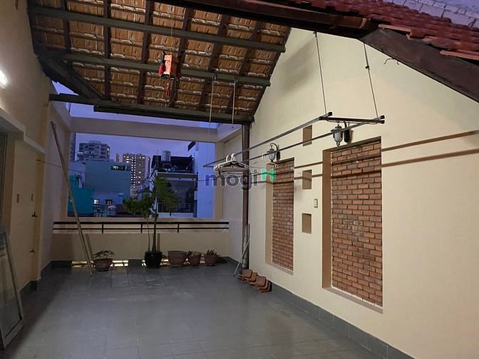 Hình ảnh Siêu phẩm biệt thự 9x20(153m2) Lạc Long Quân, Q 11