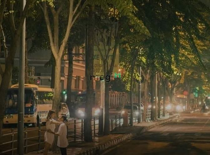 Hình ảnh Mặt tiền đường. Gần chợ phú lâm