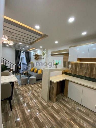 Hình ảnh Nhà cực VIP - diện tích khủng - Huỳnh Tấn Phát Q7