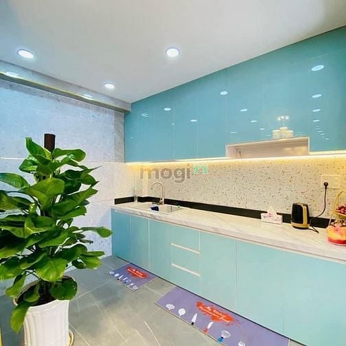 Hình ảnh CỰC PHẨM SAIGON Nhà Trần Quang Diệu Q3 51m2 2ty010 SHR