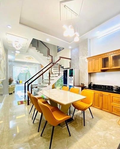 Hình ảnh Bán nhà Phường 15, Tân Bình-50m2-5 Tầng cực đẹp.