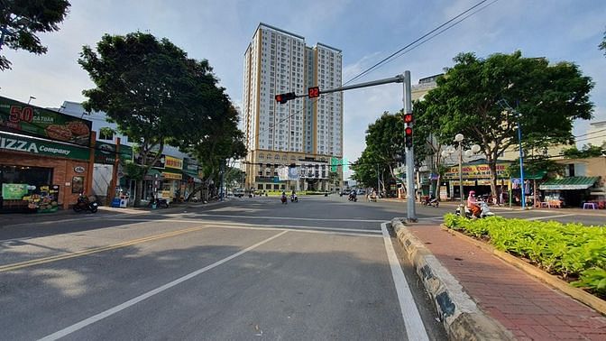 Hình ảnh Cho thuê 4000m2 góc 2 mặt tiền Hoàng Hoa Thám, p.Thắng Tam