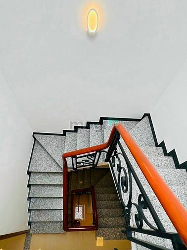Hình ảnh Nhà Hẻm Lê Quang Định Cần Bán Gấp lắm Nhe