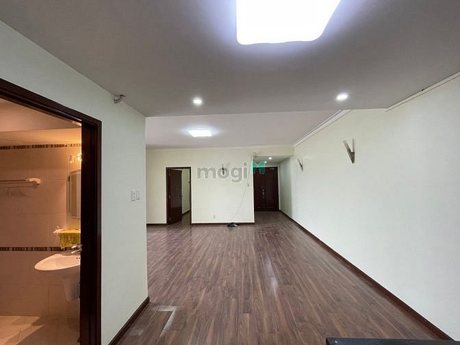 Hình ảnh Chia tài sản bán nhanh căn HÙNG VƯƠNG PLAZA DT khủng 130m2 3PN 3TY630