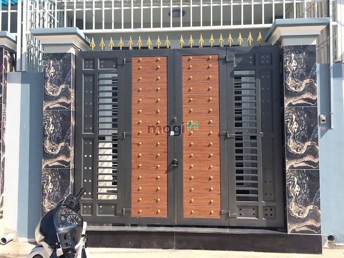 Hình ảnh BÁN GẤP nhà Cách Mạng Tháng 8 Quận 10 Chỉ 2 tỷ 250