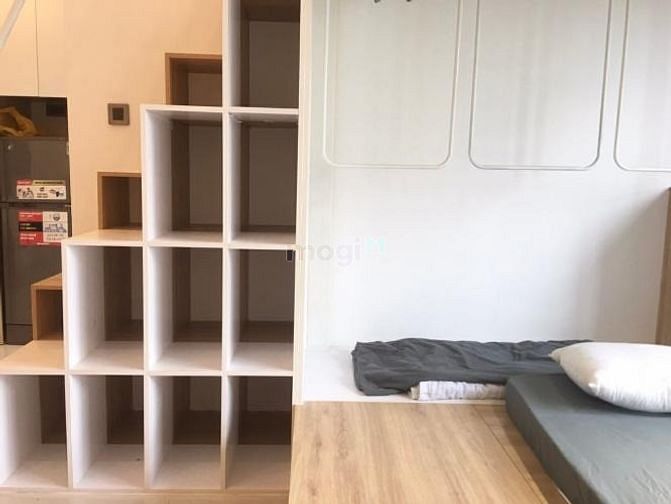Hình ảnh Thua cá độ đá banh bán CH SaiGon Royal Q.4 để trả nợ