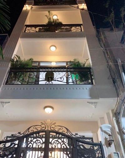 Hình ảnh Khu VIP quận 5 giá 1 tỷ 870 triệu SHR LH Nguyệt Ánh