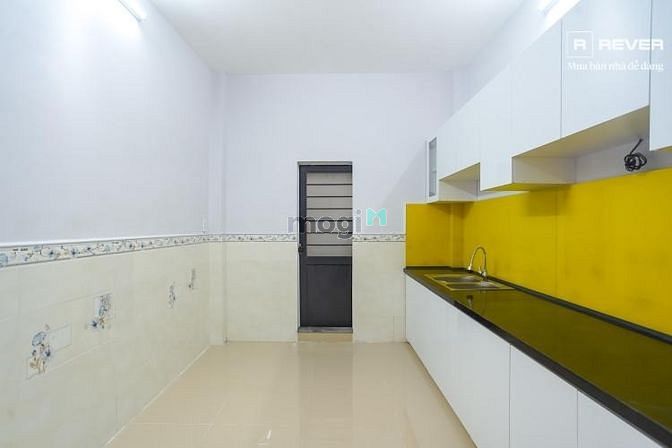 Hình ảnh Cô sáu nhờ bán giúp căn ở Trần Bình Trọng