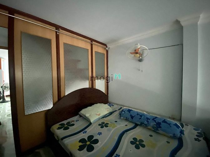 Hình ảnh Bán nhà HXT CMT8 Quận 10, 50m2
