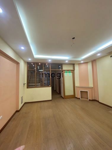 Hình ảnh Cho thuê nhà Nguyễn Xiển Dt 65m2 5 tầng. Giá 40tr/tháng