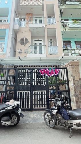 Hình ảnh NHÀ CAO ĐẠT P1 Q5 Chỉ 1 tỷ 830 Hẻm Xe Hơi 6m